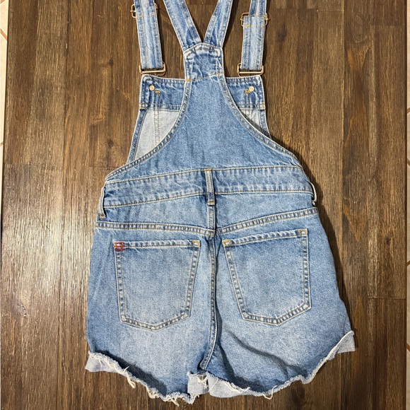 Urban Outfitters BDG Light Blue Denim Overalls - Picture 2 of 3
